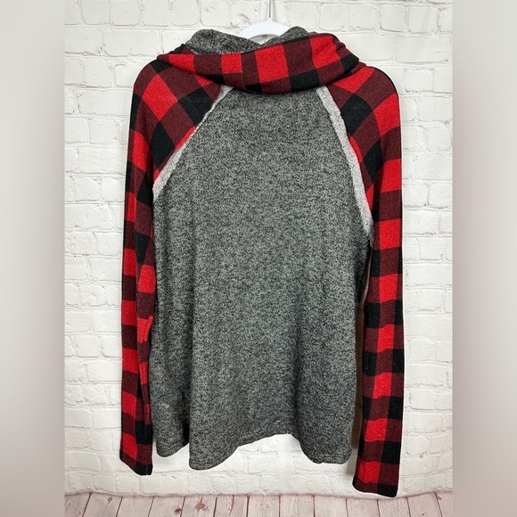 Impressions Women's Cowl Neck Long Sleeve tunic top‎ red plaid sz L, GUC - Picture 4 of 4